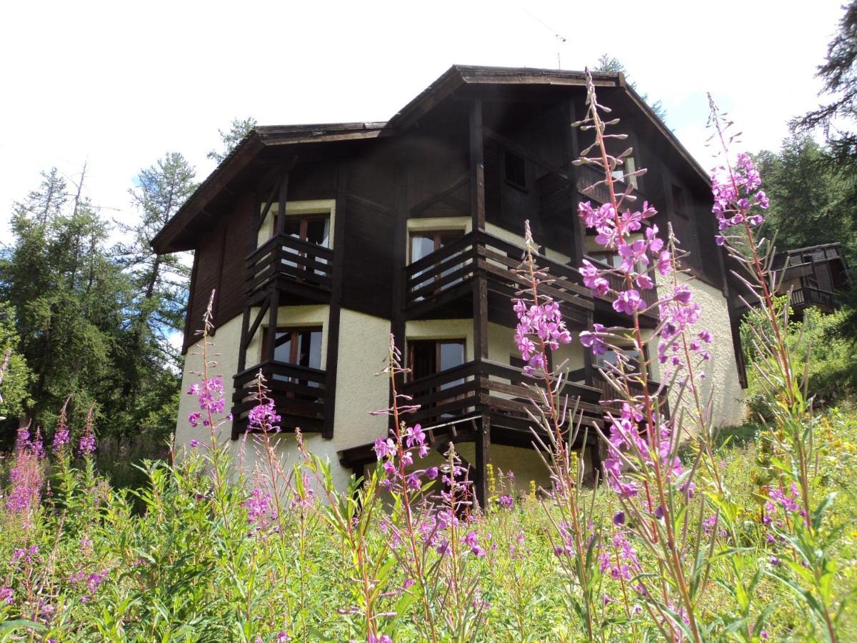Chalet Les Arolles Les Orres Exterior foto